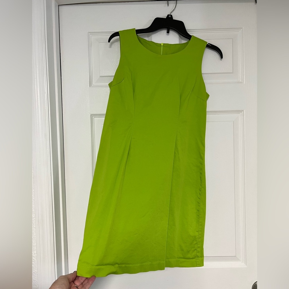 Vibrant Green Sleeveless Midi Dress